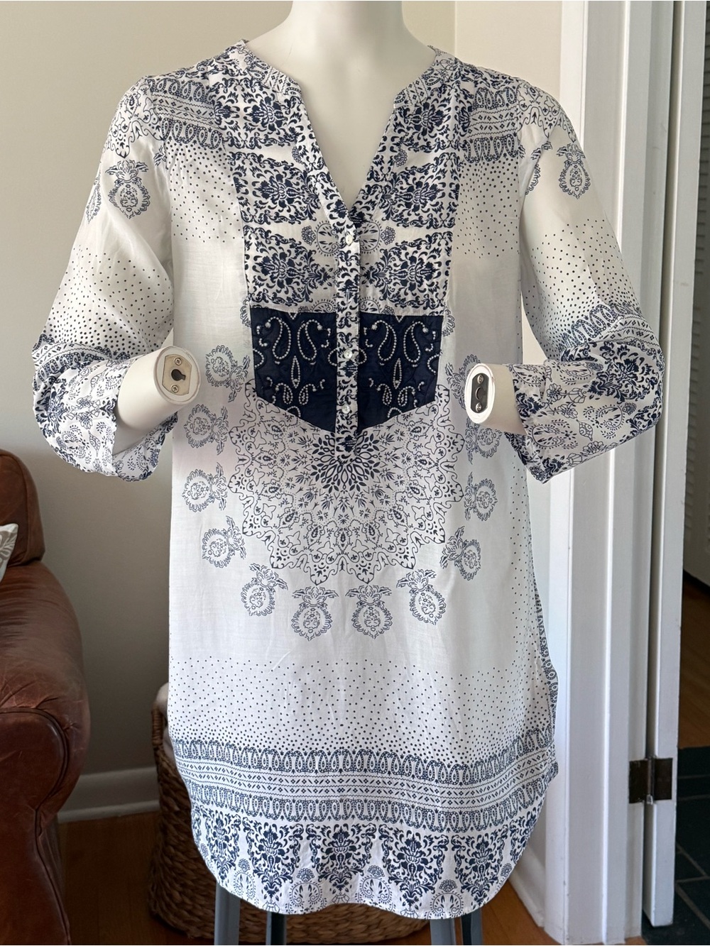 L.O.G.G Women's White and Navy Printed Tunic Dress/Beach Cover Up.